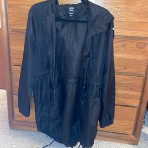 black thin parka pack parka